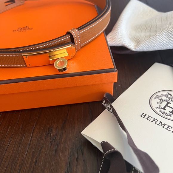 *NWT* HERMES Kelly 18 Belt - Gold on gold - Picture 3 of 9